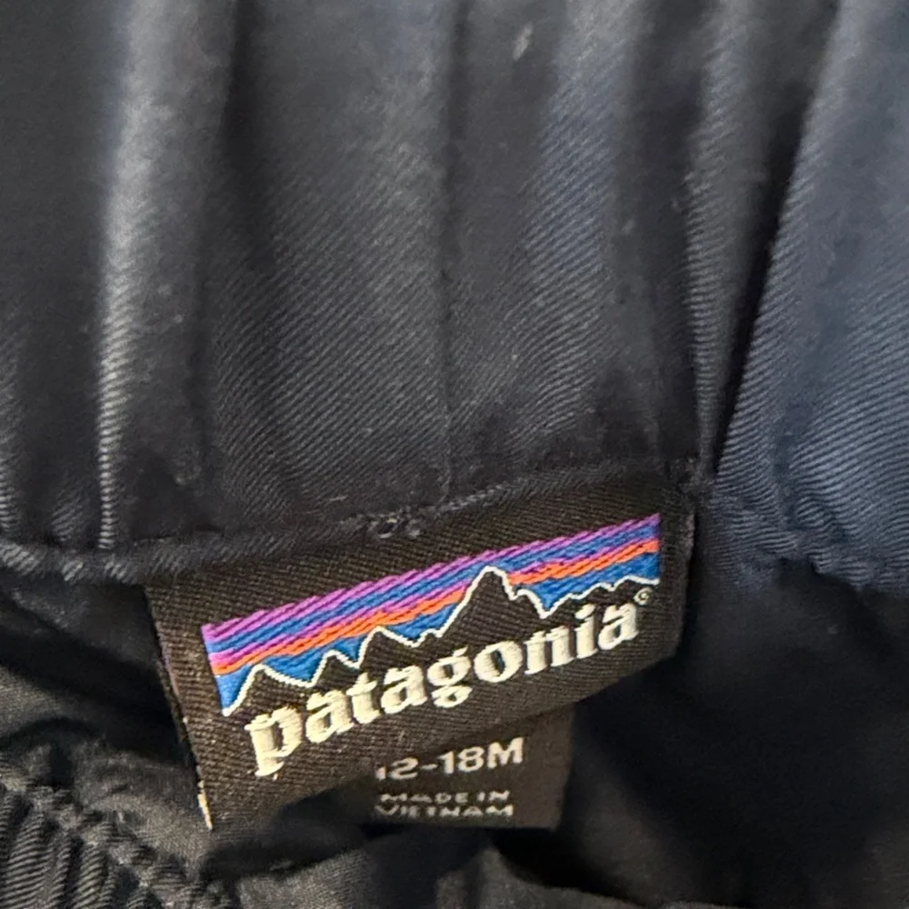 Patagonia Navy and Red Fleece Set